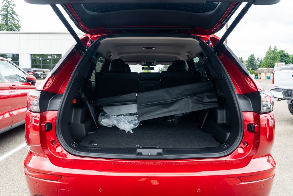 2026 Mitsubishi Outlander PHEV SE Milwaukie OR