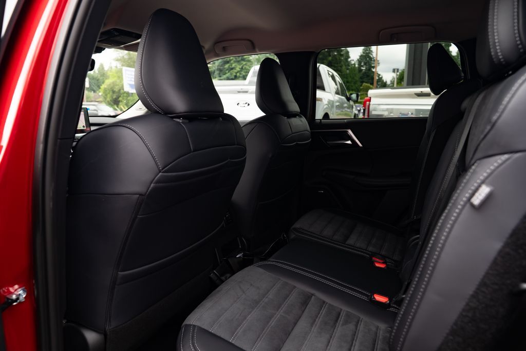 2026 Mitsubishi Outlander PHEV SE Milwaukie OR
