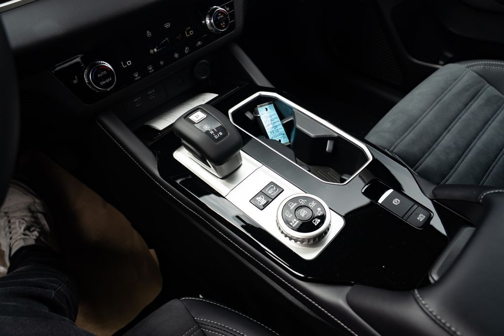 2026 Mitsubishi Outlander PHEV SE Milwaukie OR