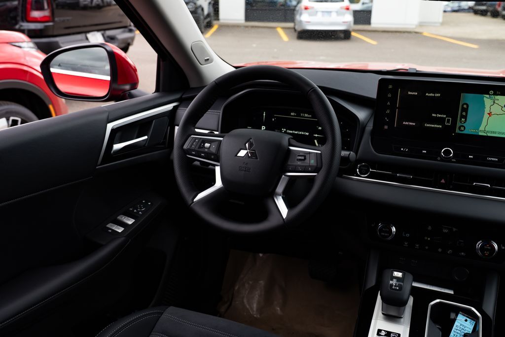 2026 Mitsubishi Outlander PHEV SE Milwaukie OR