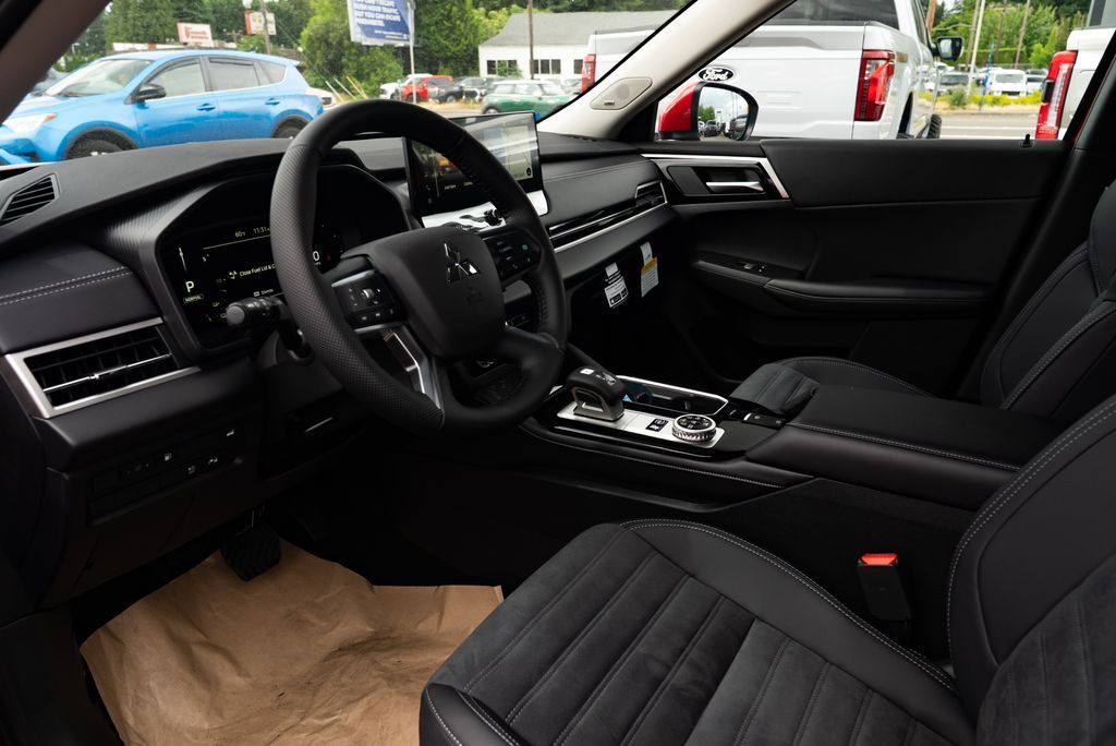 2026 Mitsubishi Outlander PHEV SE Milwaukie OR
