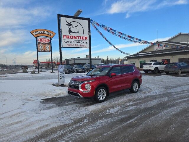 2026 Mitsubishi Outlander SE