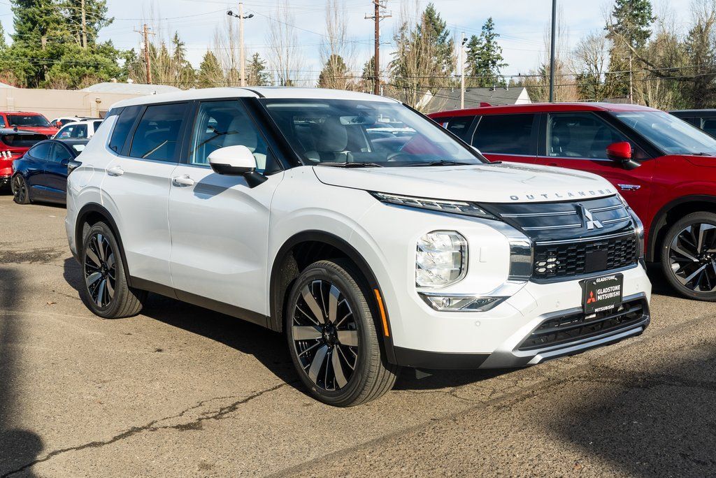 2026 Mitsubishi Outlander SE