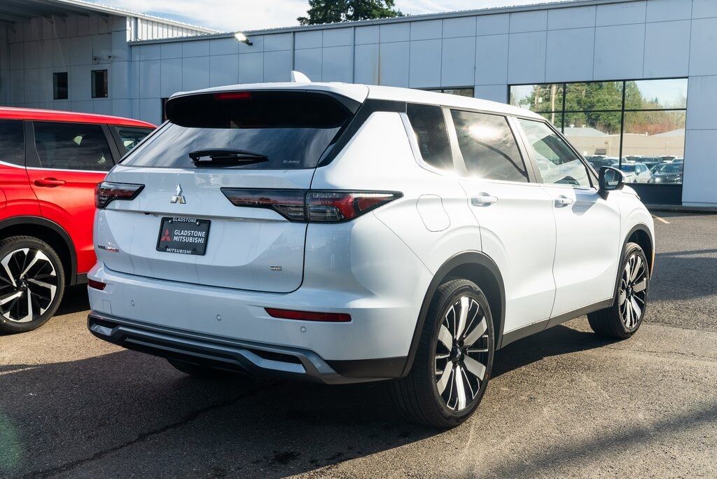 2026 Mitsubishi Outlander SE Milwaukie OR