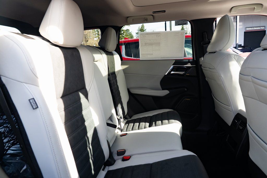 2026 Mitsubishi Outlander SE Milwaukie OR