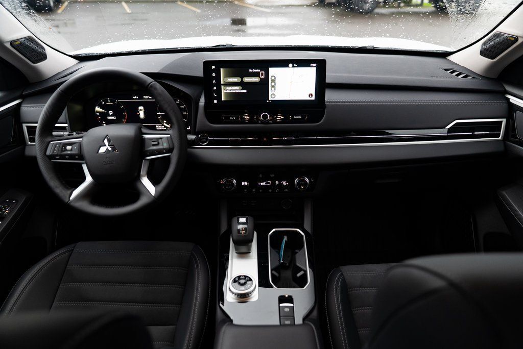 2026 Mitsubishi Outlander SE Milwaukie OR