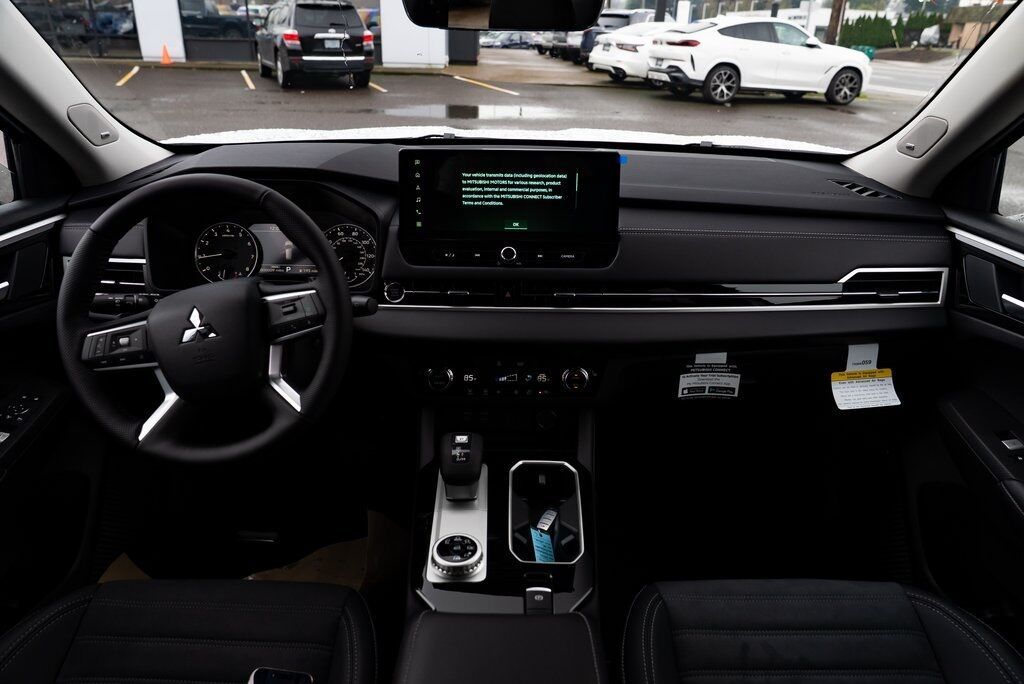 2026 Mitsubishi Outlander SE Milwaukie OR