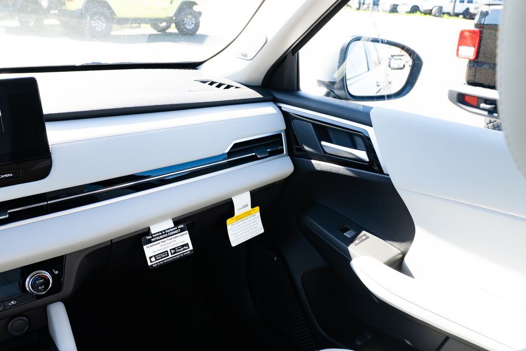 2026 Mitsubishi Outlander SE Milwaukie OR