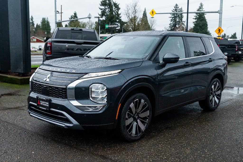 2026 Mitsubishi Outlander SE Milwaukie OR