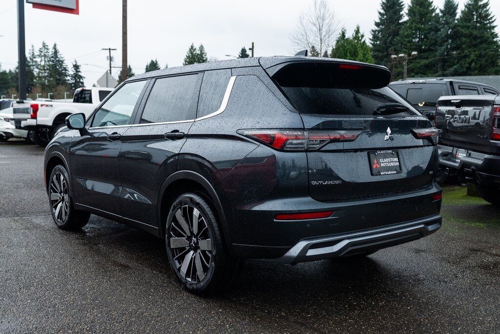 2026 Mitsubishi Outlander SE Milwaukie OR