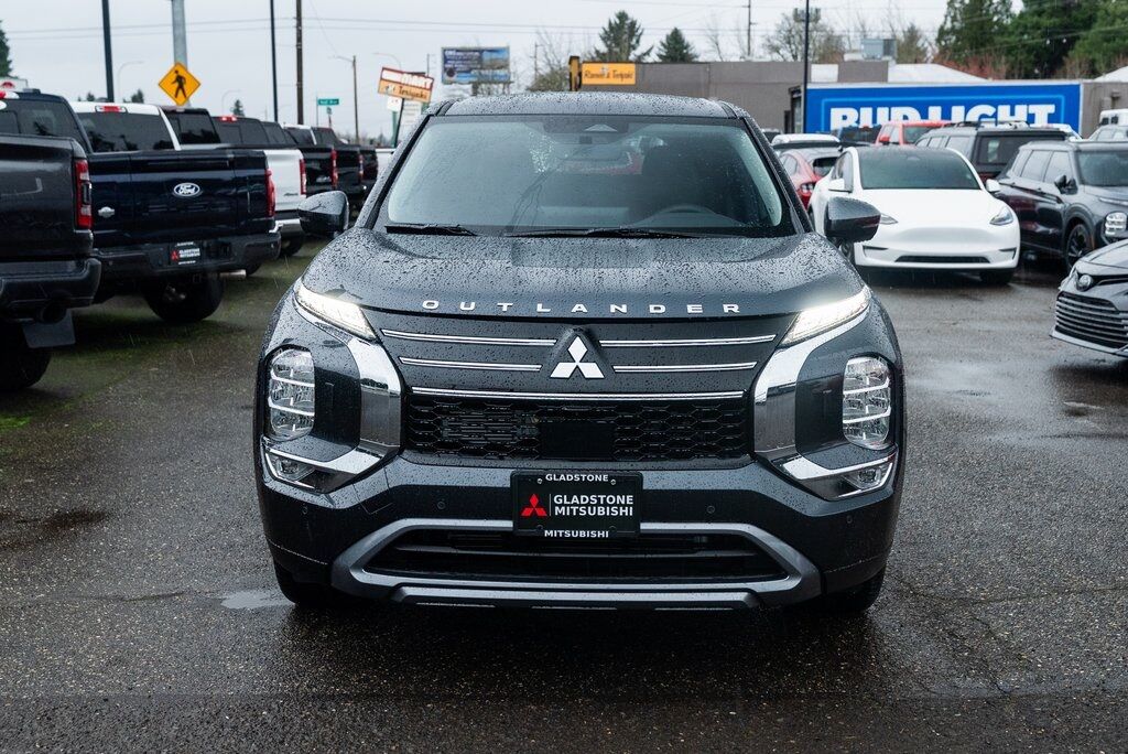 2026 Mitsubishi Outlander SE Milwaukie OR