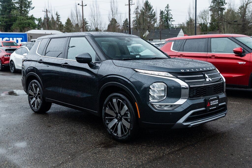 2026 Mitsubishi Outlander SE