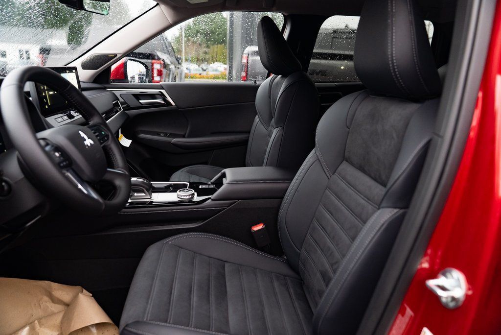 2026 Mitsubishi Outlander SE Milwaukie OR