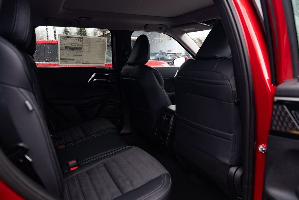 2026 Mitsubishi Outlander SE Milwaukie OR