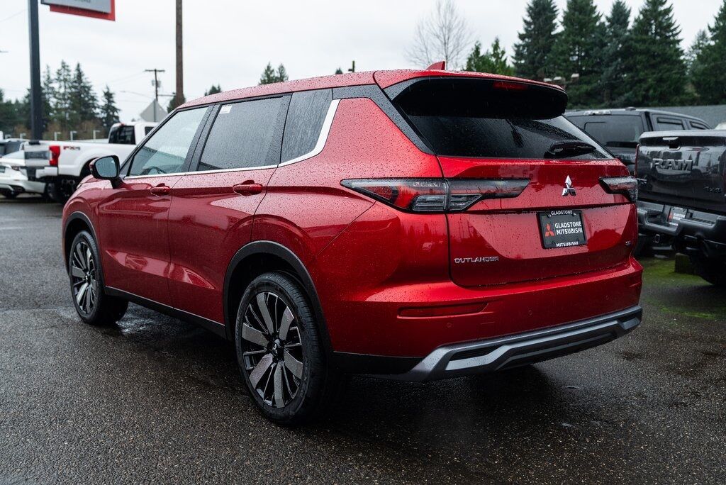 2026 Mitsubishi Outlander SE Milwaukie OR