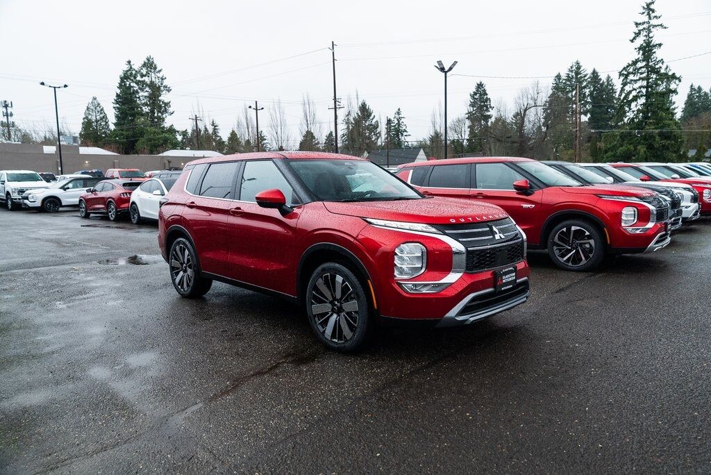 2026 Mitsubishi Outlander SE Milwaukie OR