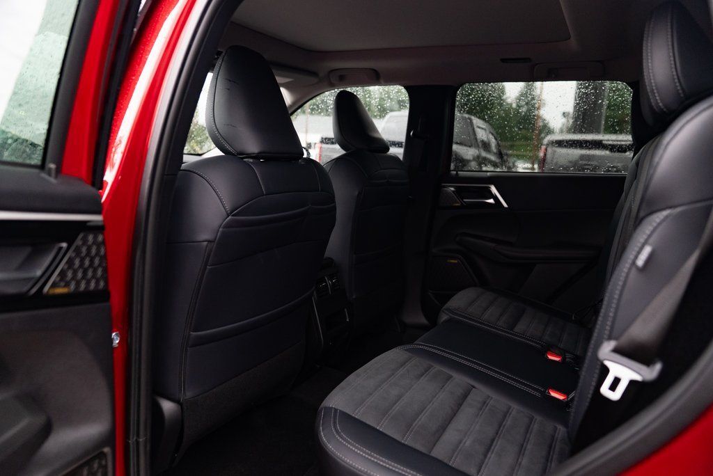 2026 Mitsubishi Outlander SE Milwaukie OR