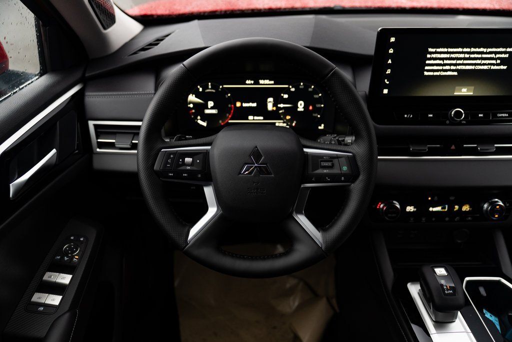 2026 Mitsubishi Outlander SE Milwaukie OR