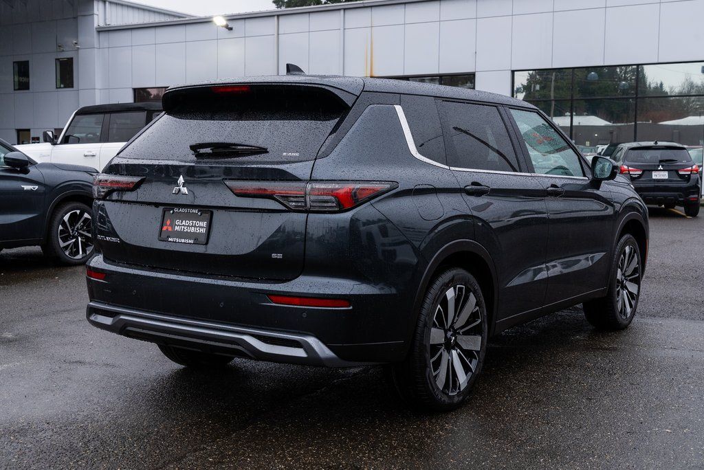 2026 Mitsubishi Outlander SE Milwaukie OR