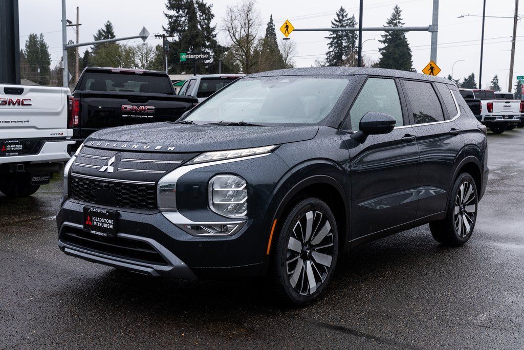 2026 Mitsubishi Outlander SE Milwaukie OR
