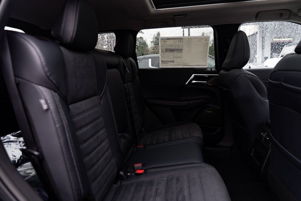 2026 Mitsubishi Outlander SE Milwaukie OR