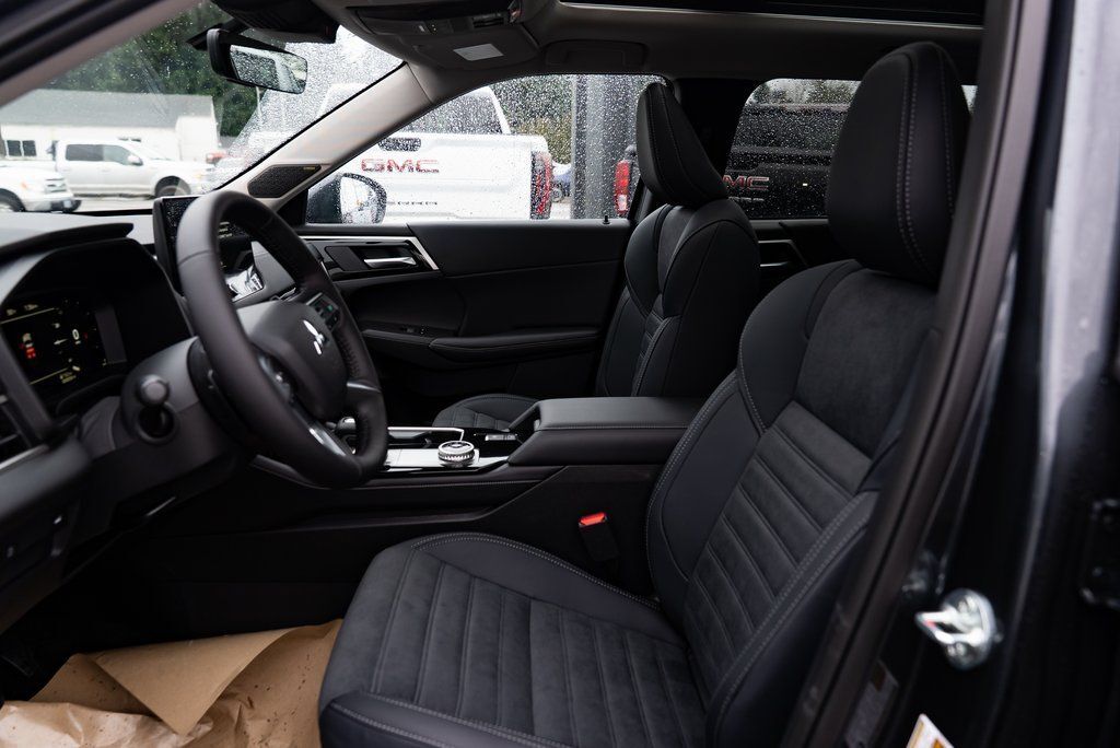 2026 Mitsubishi Outlander SE Milwaukie OR