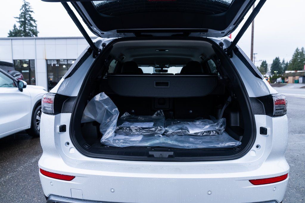 2026 Mitsubishi Outlander SE Milwaukie OR