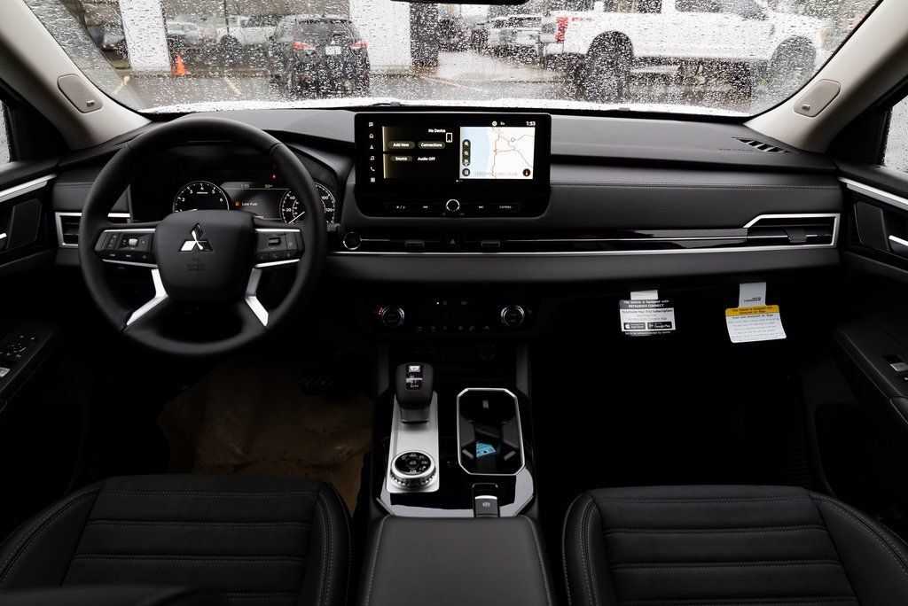 2026 Mitsubishi Outlander SE Milwaukie OR