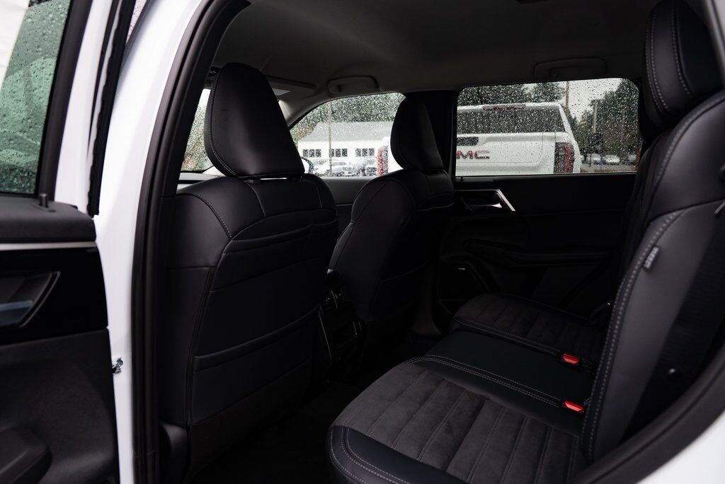 2026 Mitsubishi Outlander SE Milwaukie OR