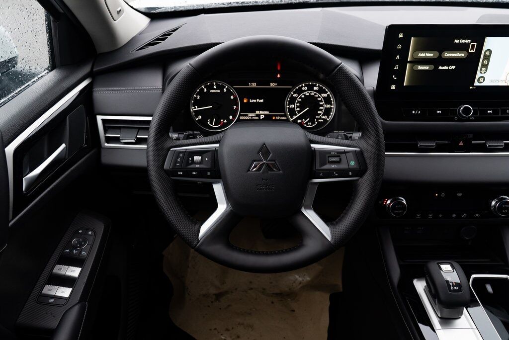 2026 Mitsubishi Outlander SE Milwaukie OR