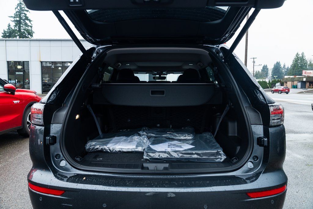 2026 Mitsubishi Outlander SE Milwaukie OR