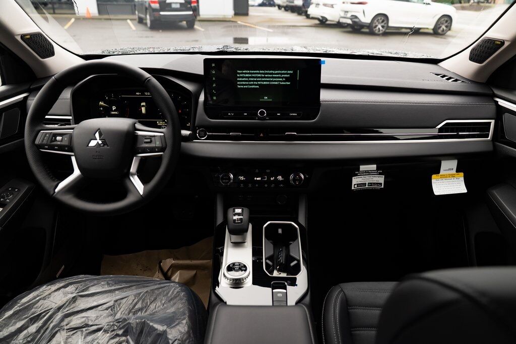 2026 Mitsubishi Outlander SE Milwaukie OR