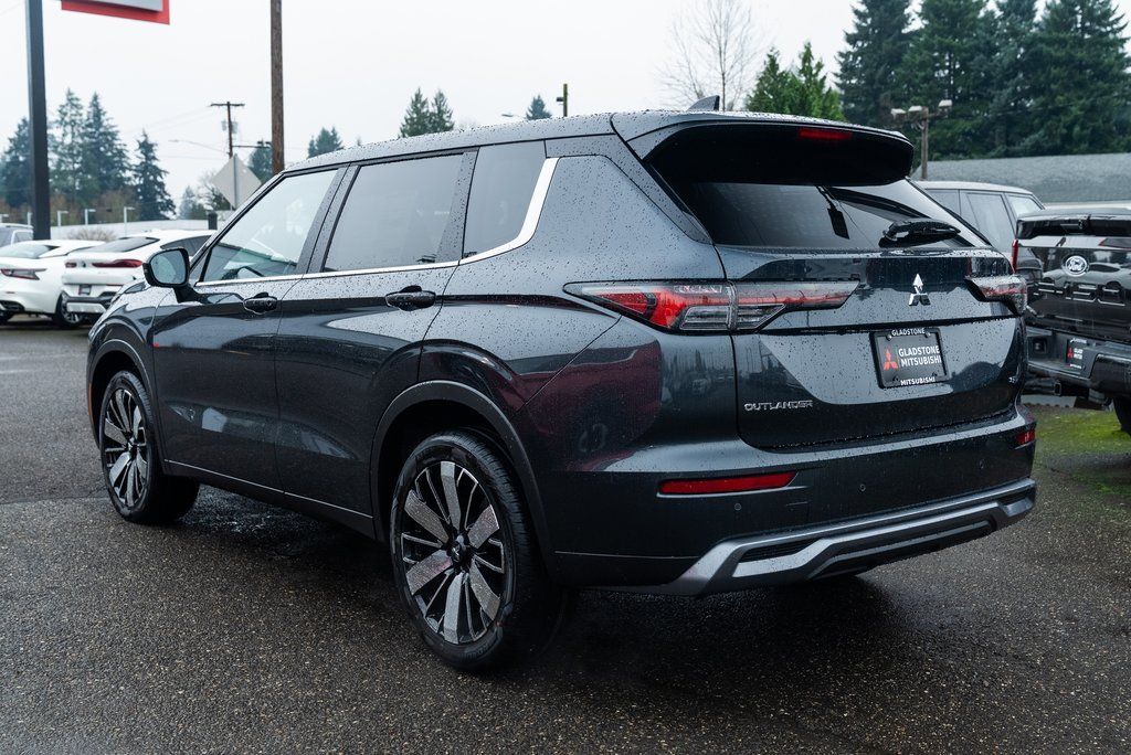 2026 Mitsubishi Outlander SE Milwaukie OR
