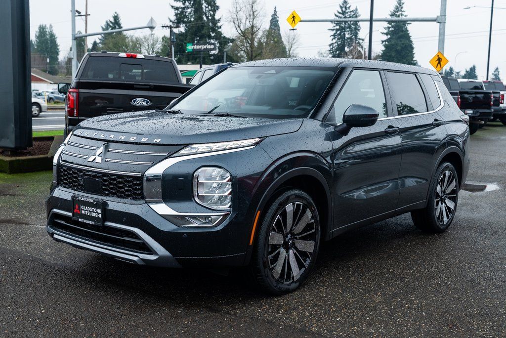 2026 Mitsubishi Outlander SE Milwaukie OR