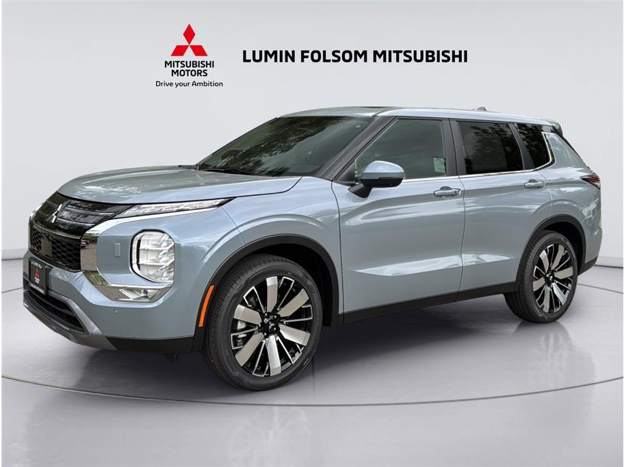 2026 Mitsubishi Outlander SE Sport Utility 4D