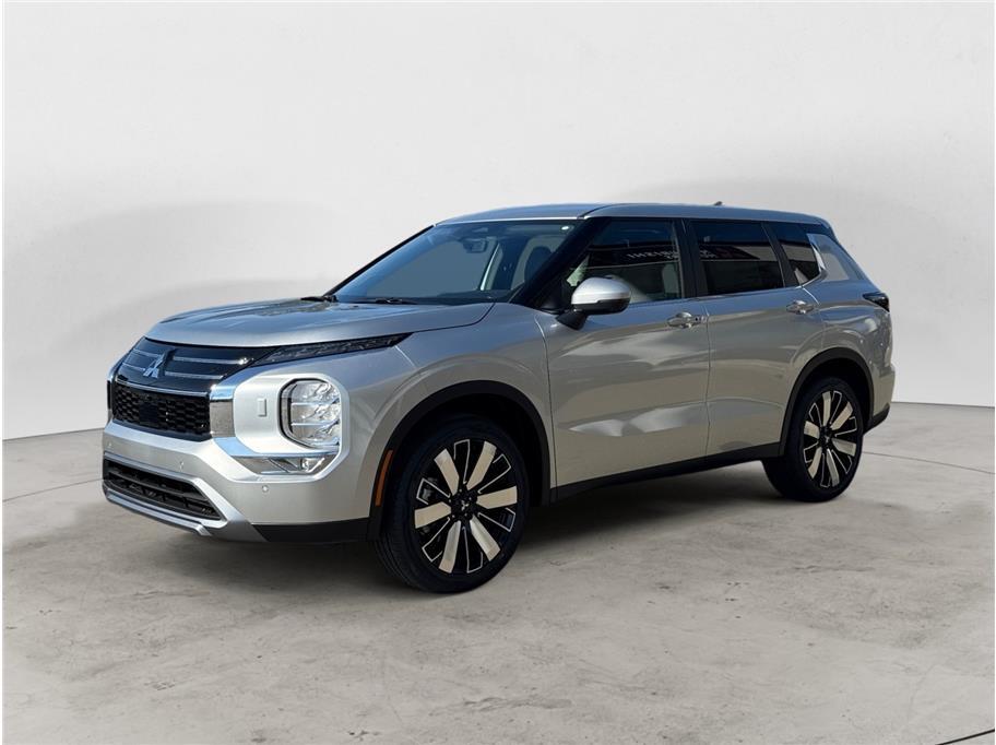 2026 Mitsubishi Outlander SE Sport Utility 4D
