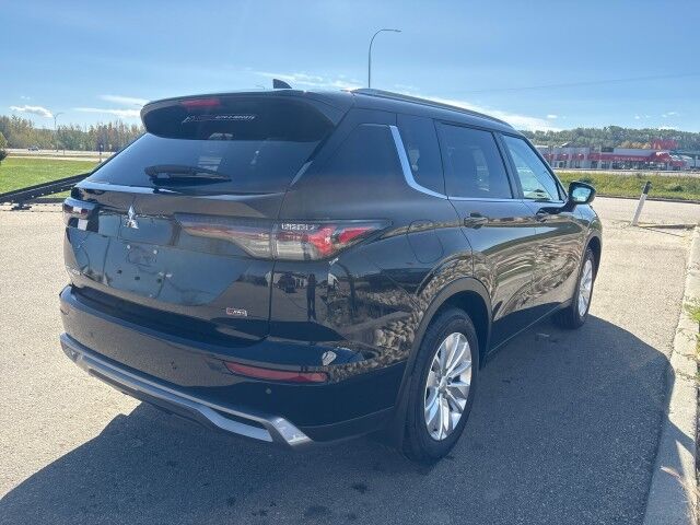 2026 Mitsubishi Outlander SE Whitecourt AB