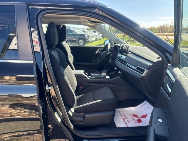 2026 Mitsubishi Outlander SE Whitecourt AB