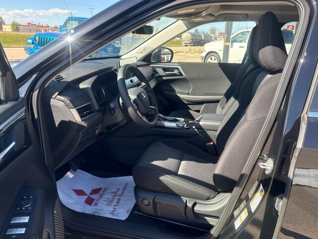 2026 Mitsubishi Outlander SE Whitecourt AB