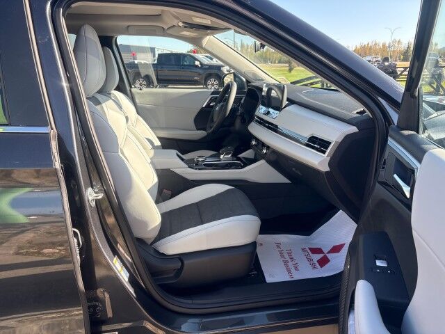 2026 Mitsubishi Outlander SE Whitecourt AB