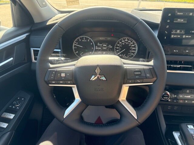 2026 Mitsubishi Outlander SE Whitecourt AB