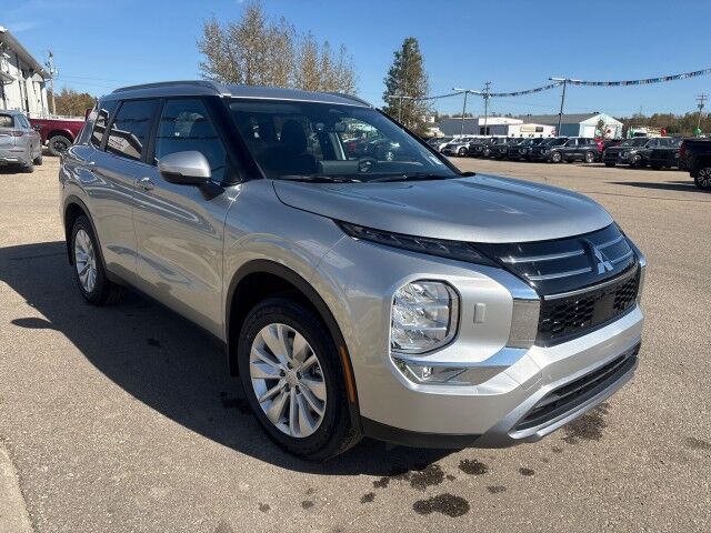 2026 Mitsubishi Outlander SE Whitecourt AB