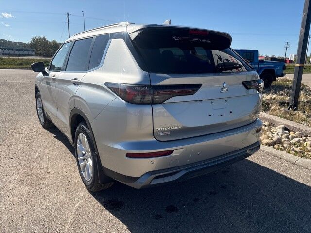 2026 Mitsubishi Outlander SE Whitecourt AB
