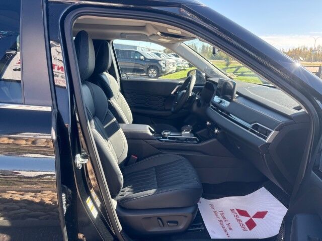 2026 Mitsubishi Outlander SE Whitecourt AB