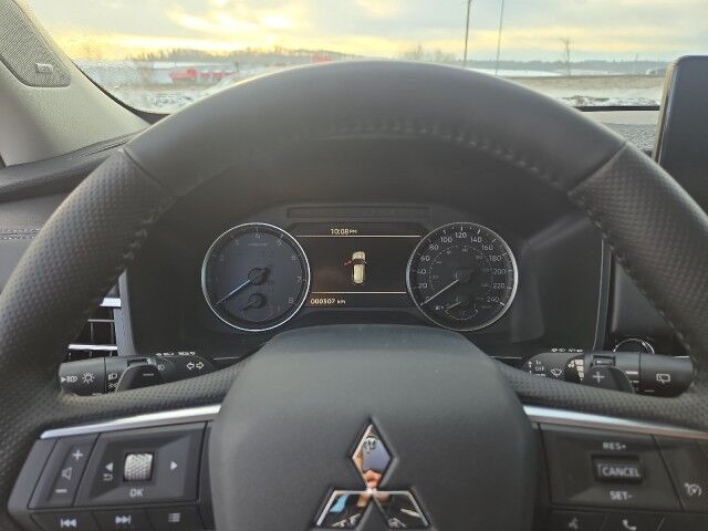 2026 Mitsubishi Outlander SE Whitecourt AB