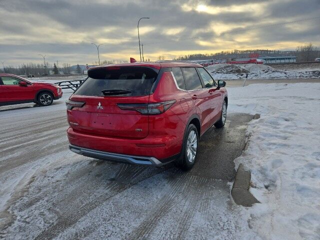 2026 Mitsubishi Outlander SE Whitecourt AB
