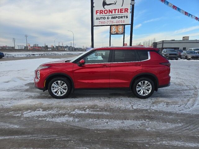 2026 Mitsubishi Outlander SE Whitecourt AB