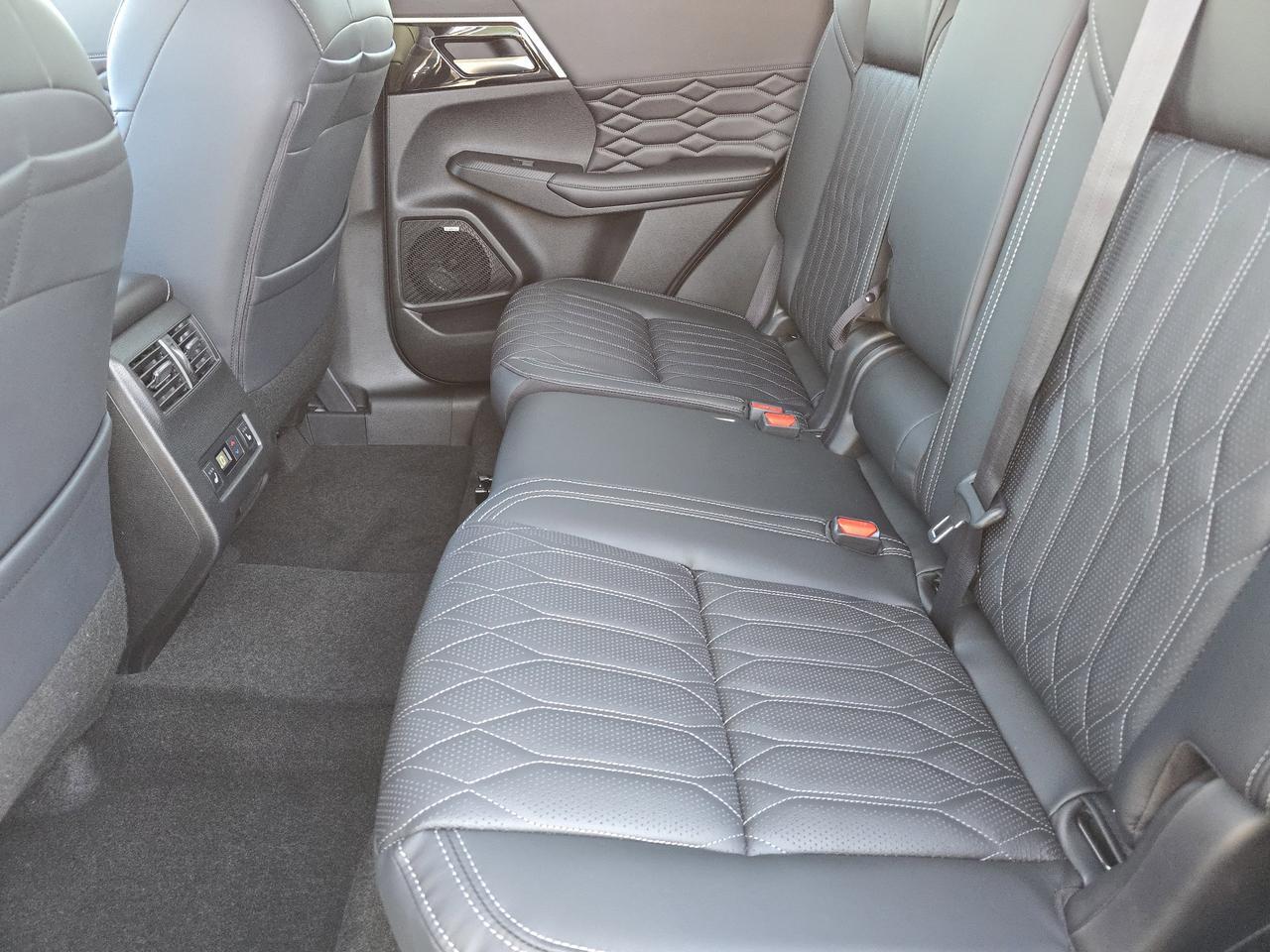 2026 Mitsubishi Outlander SEL Chattanooga TN