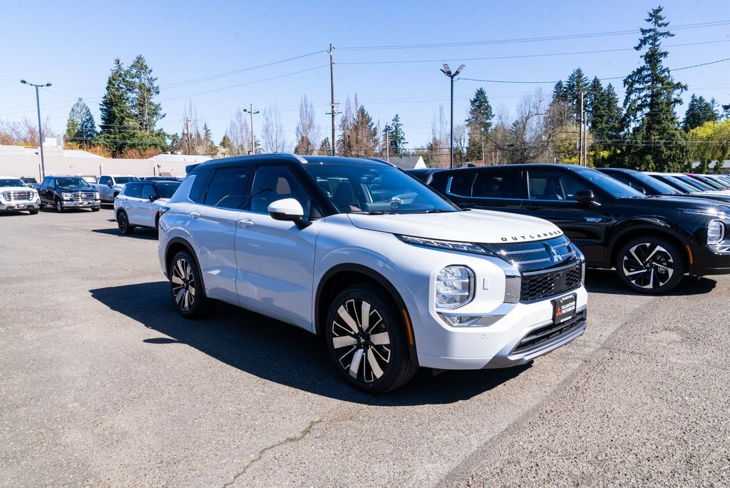 2026 Mitsubishi Outlander SEL Milwaukie OR