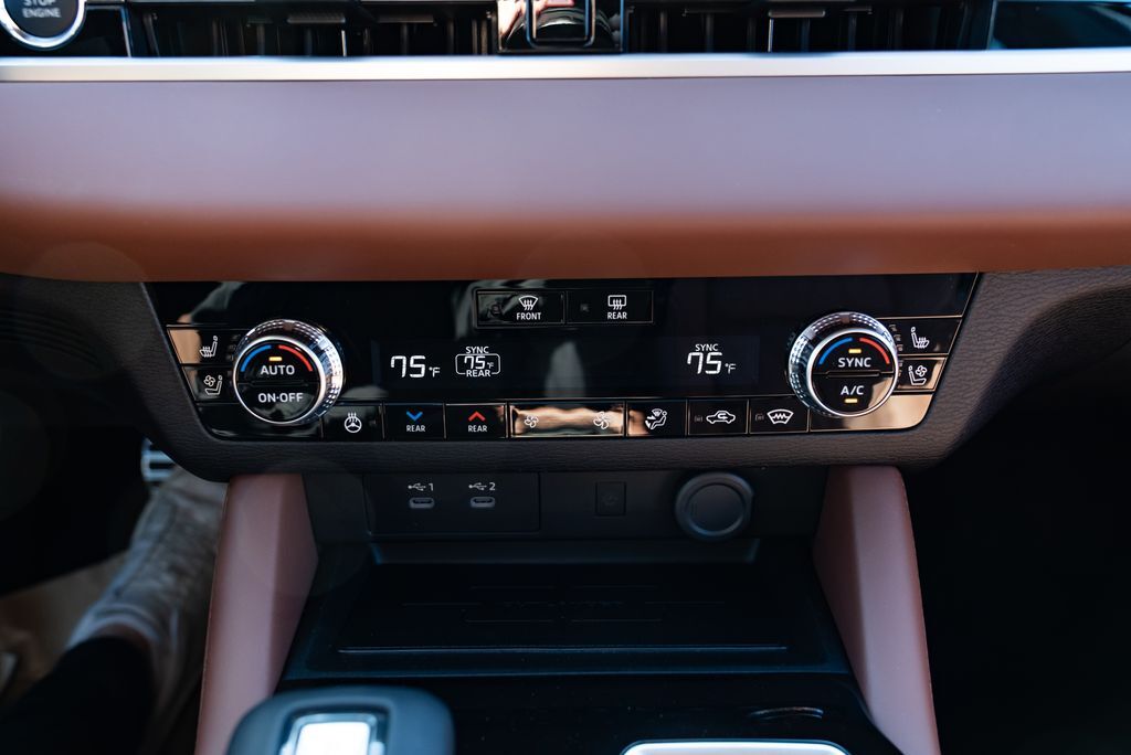 2026 Mitsubishi Outlander SEL Milwaukie OR
